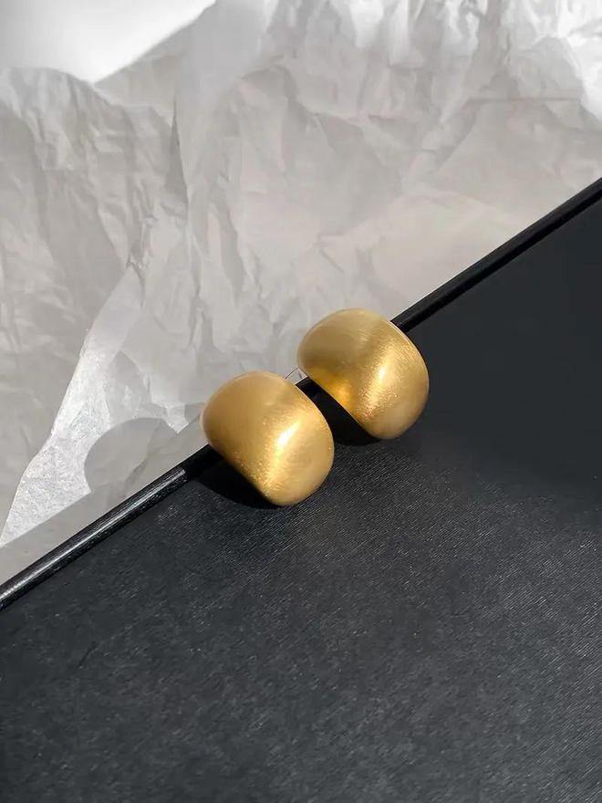 富贵耳环惊艳住了谁戴都好看！开元棋牌试玩被这10对中古(图5)